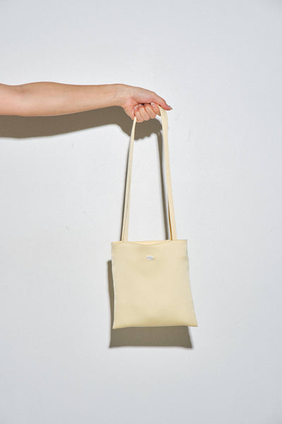 Leda Tote Bag: BUTTER YELLOW