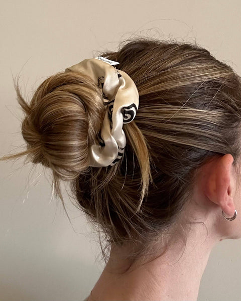 Mount Sunny Spiral Scrunchie