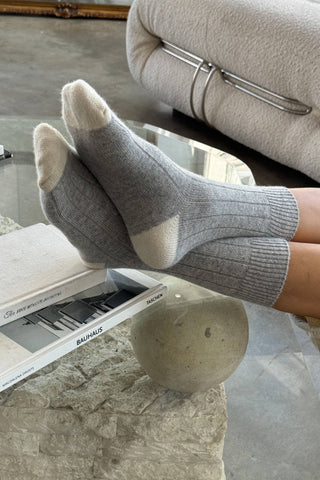 Classic Cashmere Socks: Grey Melange
