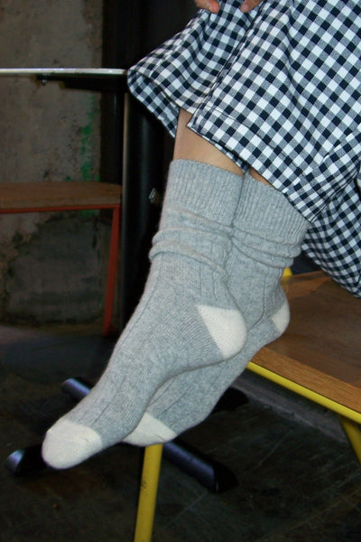 Classic Cashmere Socks: Grey Melange
